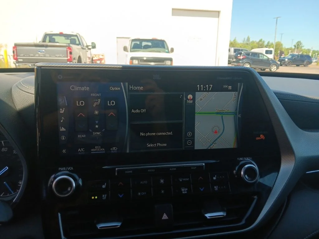 Used 2020 Blueprint Toyota Platinum image 22