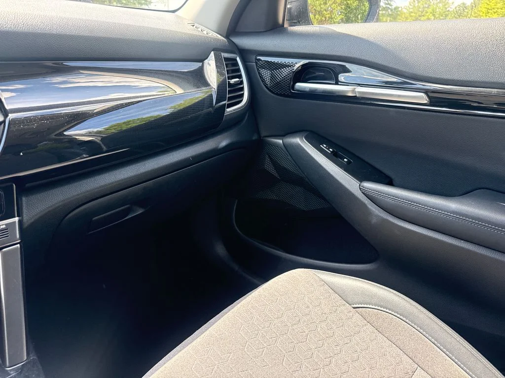 2025 Kia Seltos S - Photo 17