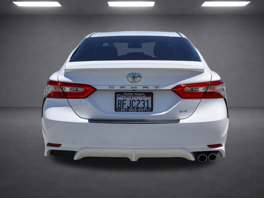 Used 2018 White Toyota SE image 4
