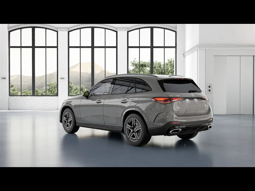 New 2026 Manufaktur Alpine Grey Mercedes-Benz GLC 300 4MATIC® image 24