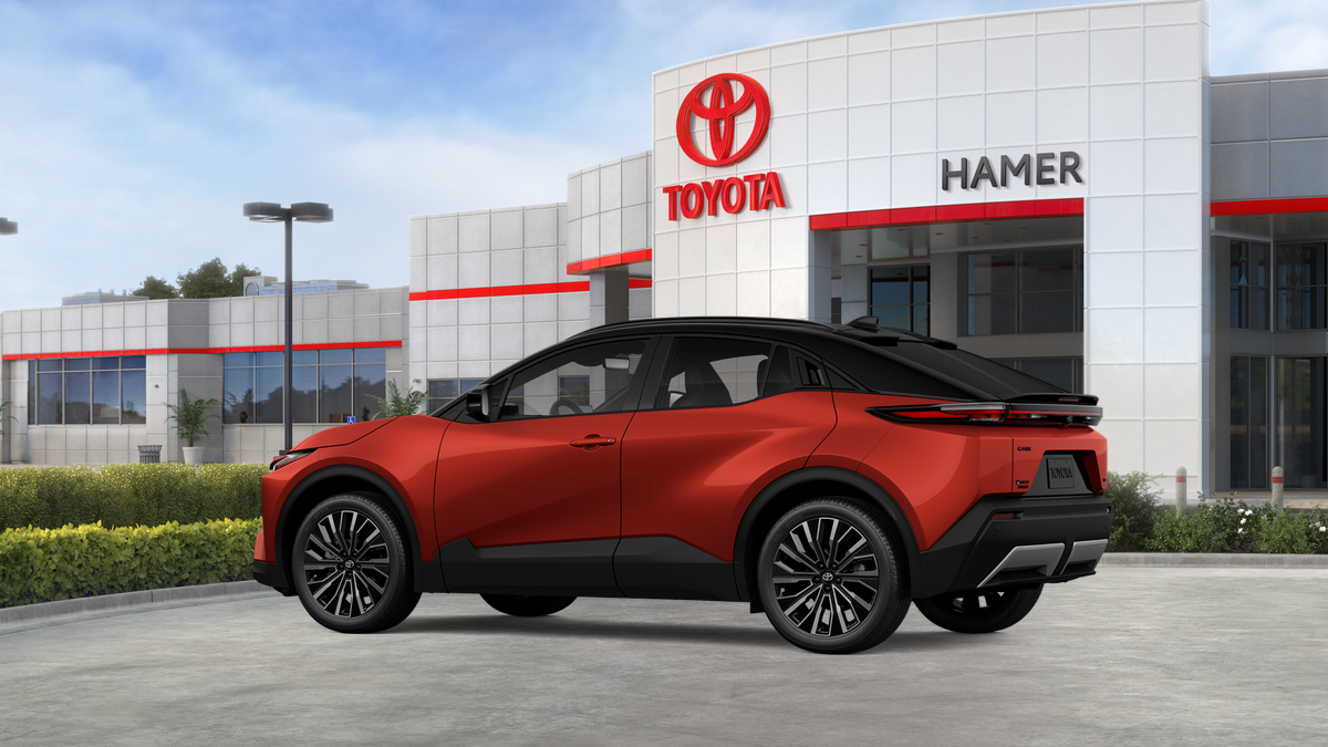 New 2026 Tandoori with Midnight Black Metallic roof Toyota XSE image 35
