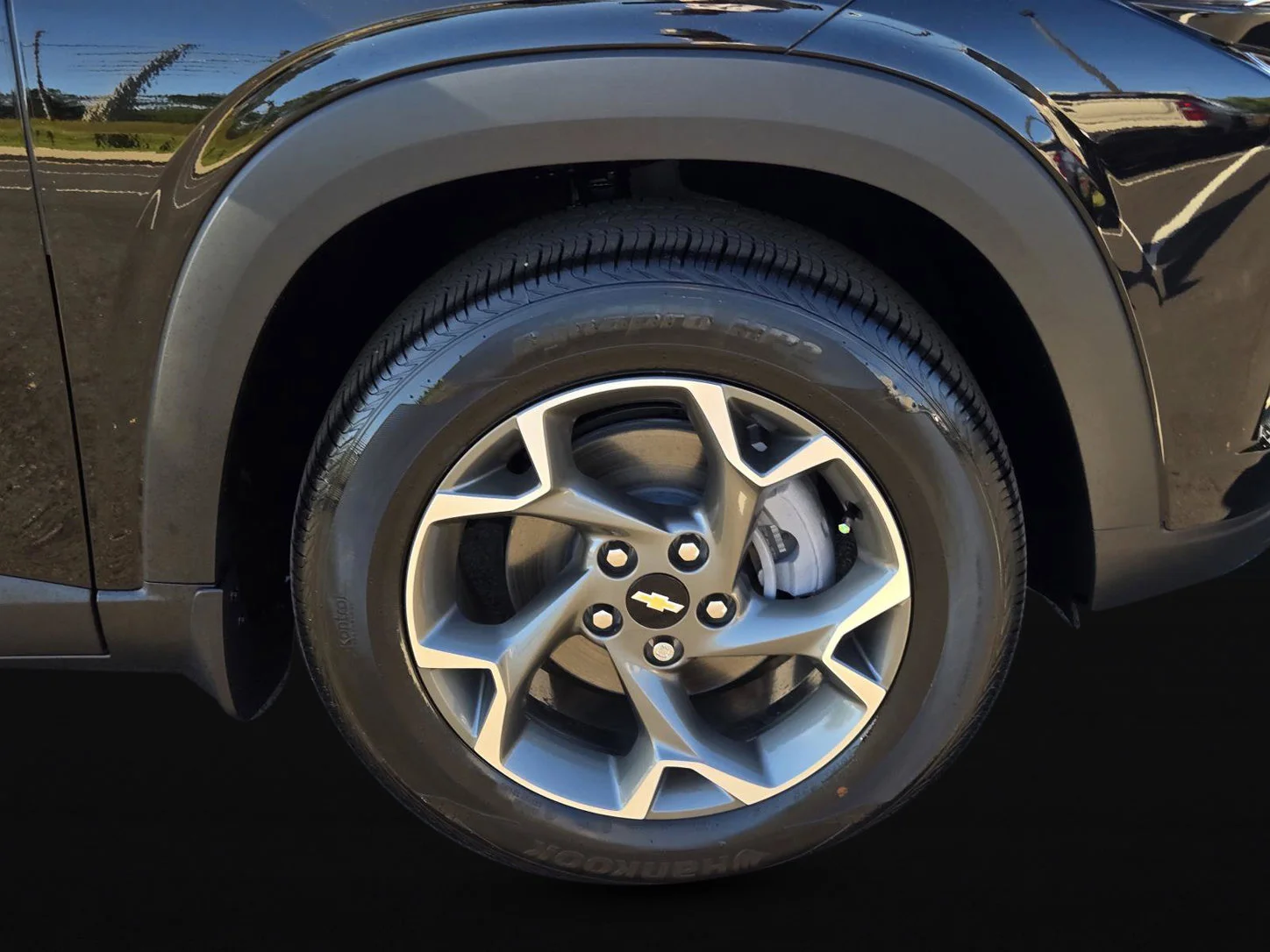 New 2026 Mosaic Black Metallic Chevrolet LT image 10