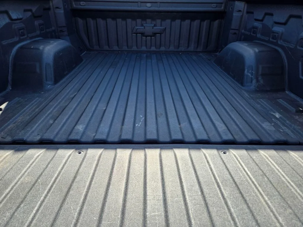 2020 Chevrolet Silverado 1500 LT - Photo 13