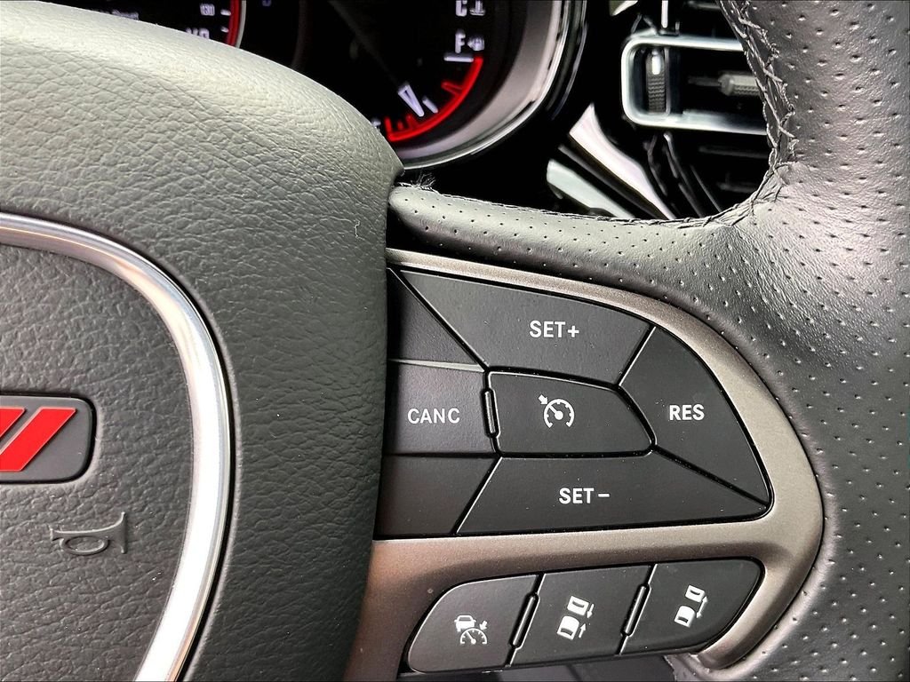 Used 2023 DB Black Crystal Clearcoat Dodge SXT image 23
