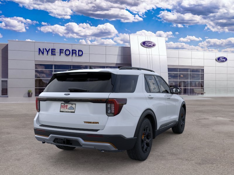 New 2026 Space White Metallic Ford Tremor® image 32