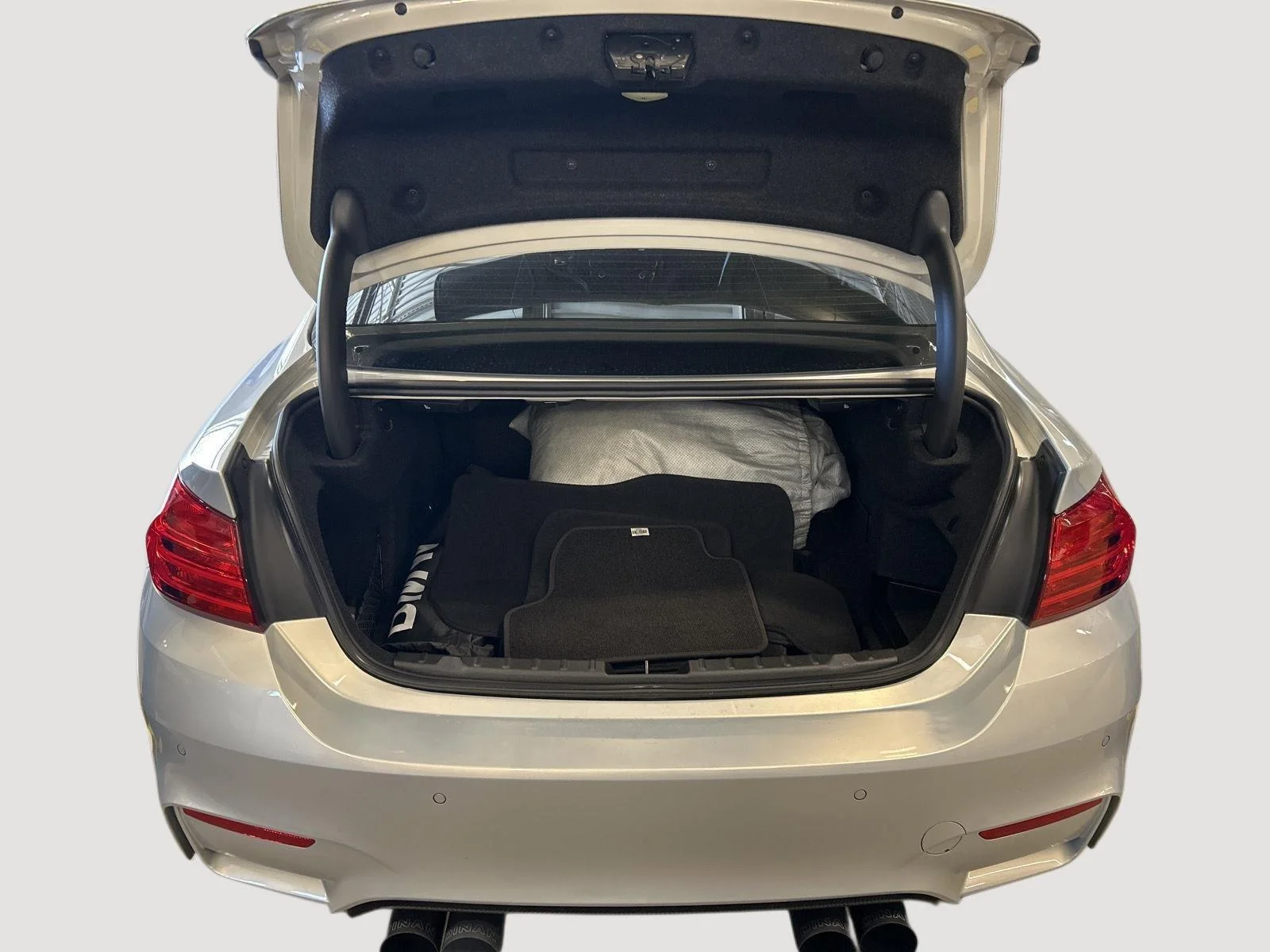 Used 2015 Moonstone Metallic BMW 2dr Cpe image 26