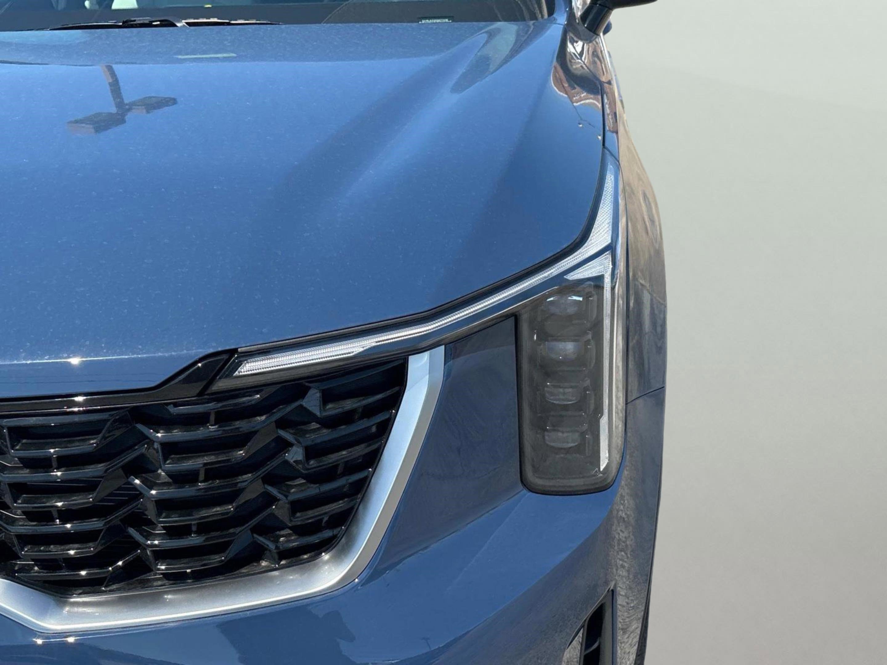 2025 Kia Sorento S - Photo 10