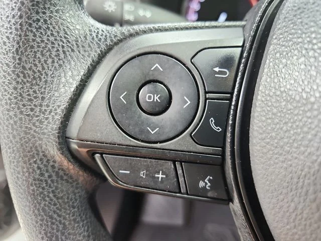 Used 2023 White Toyota LE image 21