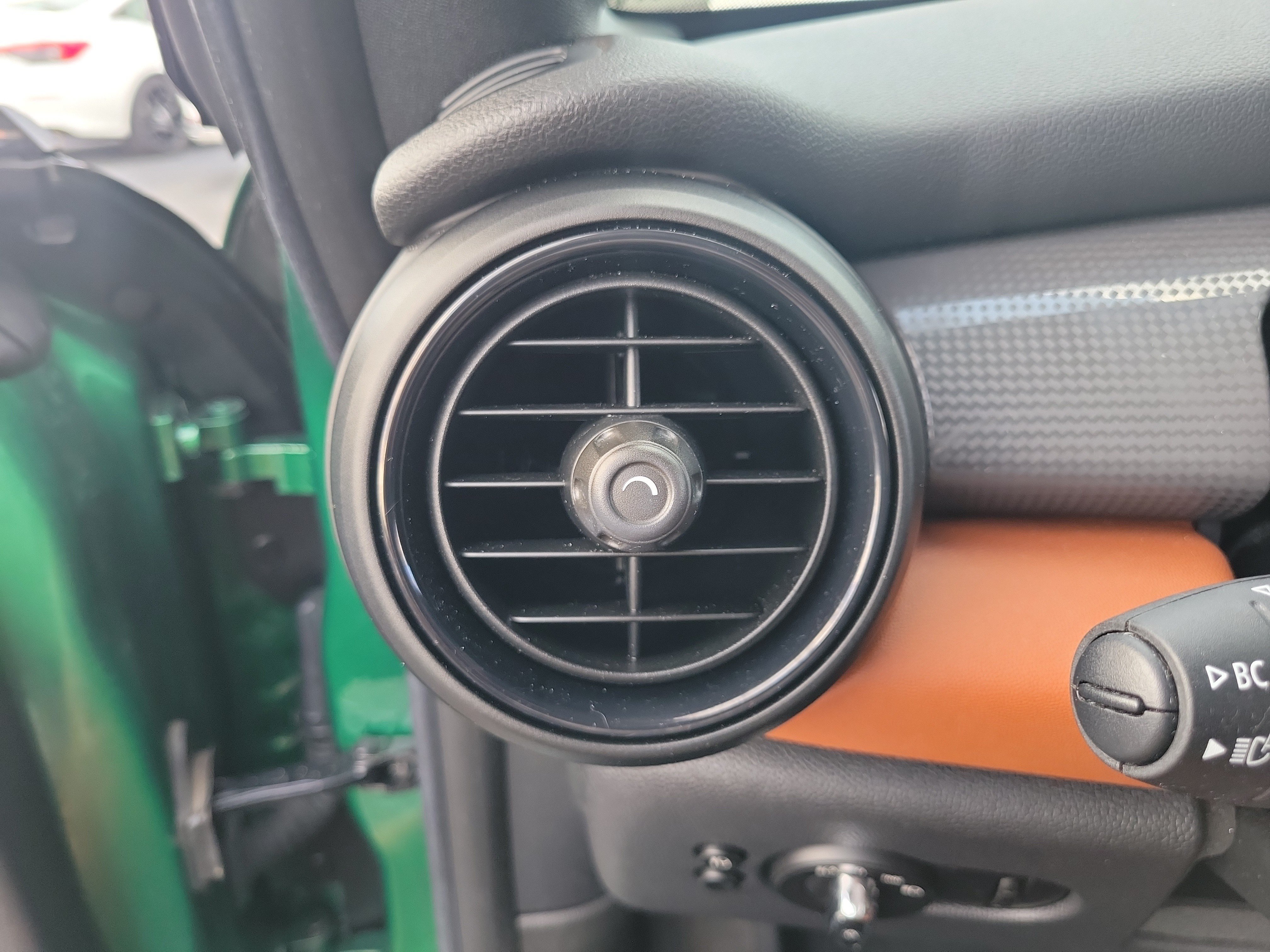 Used 2020 British Racing Green IV Metallic MINI Cooper image 20