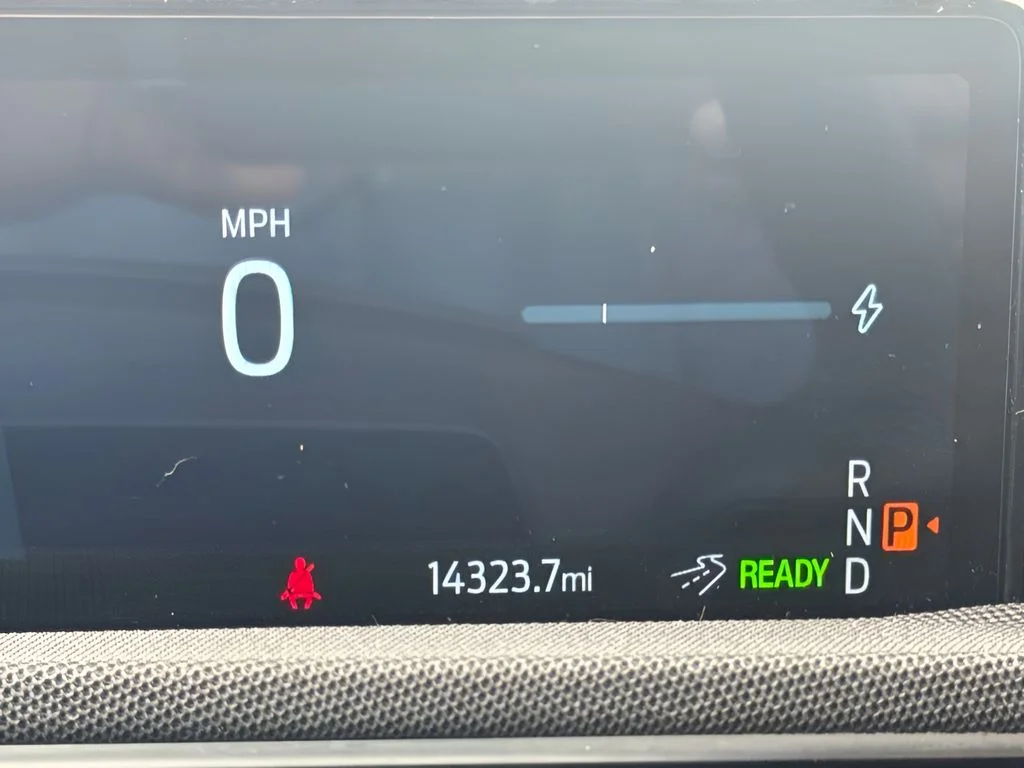 Used 2025 Black Ford Select image 16
