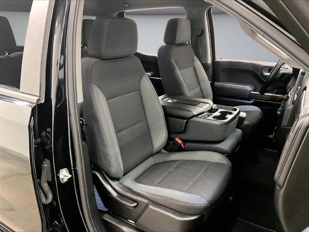 Used 2019 Black Chevrolet LT image 30