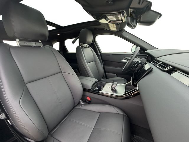 Certified Used 2026 White Land Rover Dynamic SE image 16