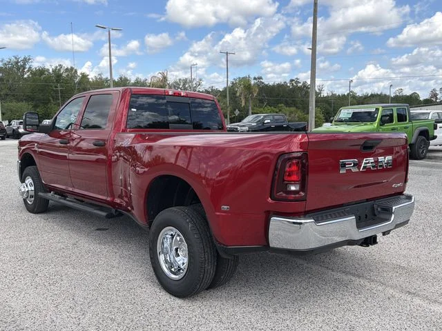 New 2026 Molten Red Pearl-Coat Exterior Paint RAM Tradesman image 6