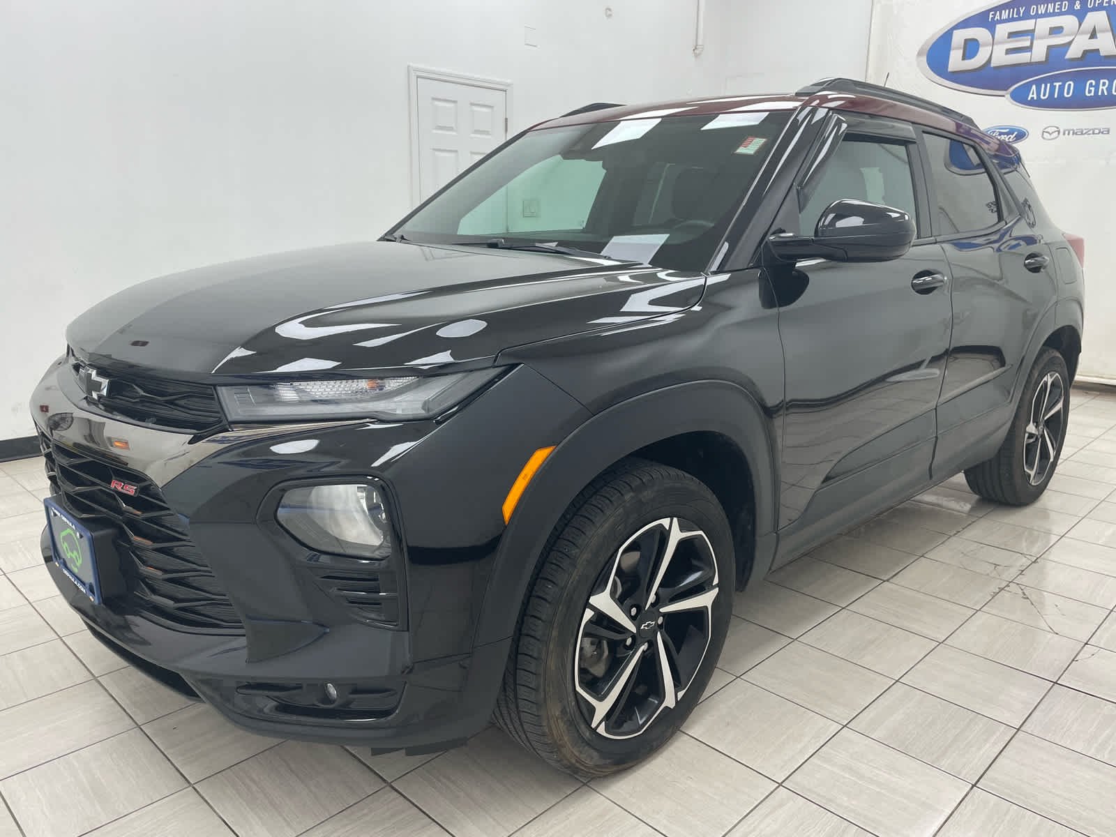 Used 2023 MOSAIC BLACK METALLIC Chevrolet RS image 18
