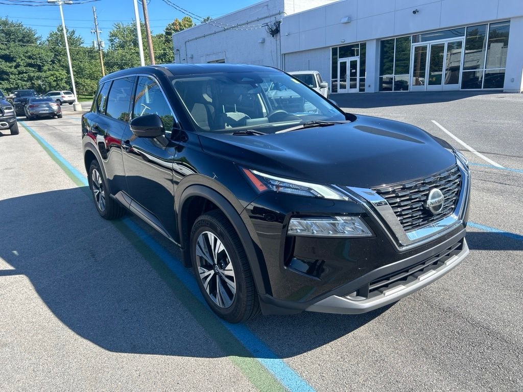 Used 2021 Black Nissan SV image 6