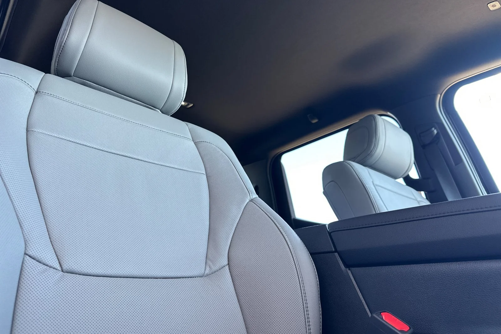 2026 Toyota Tundra SR5 - Photo 13