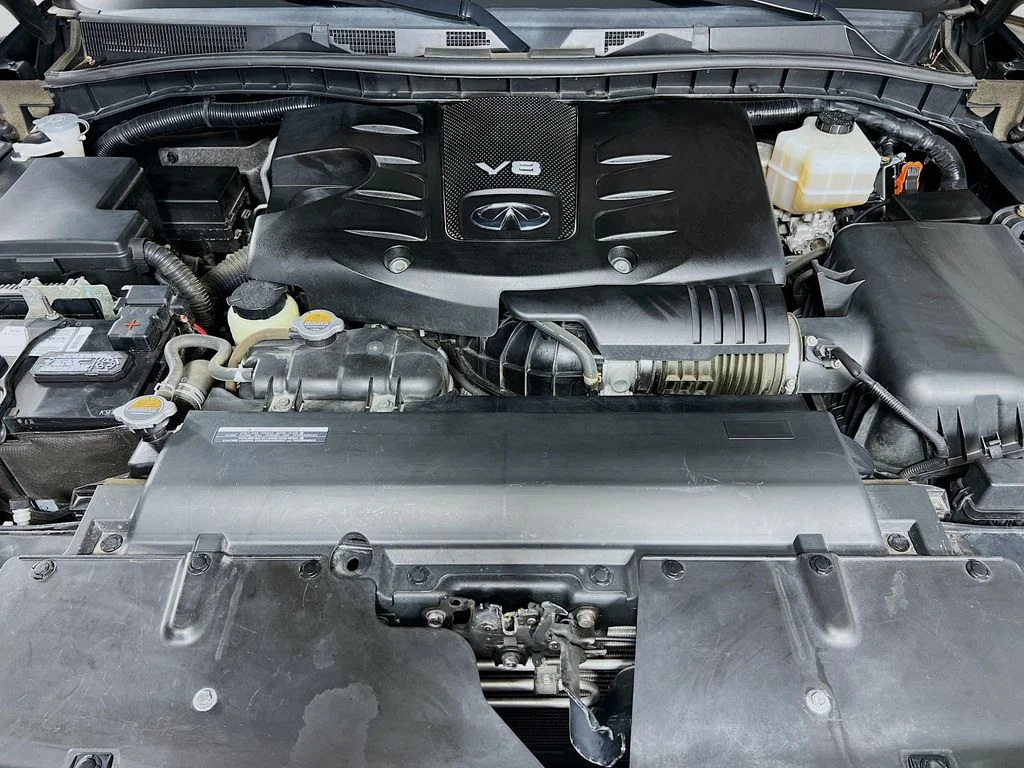 Used 2019 Black INFINITI LUXE image 34