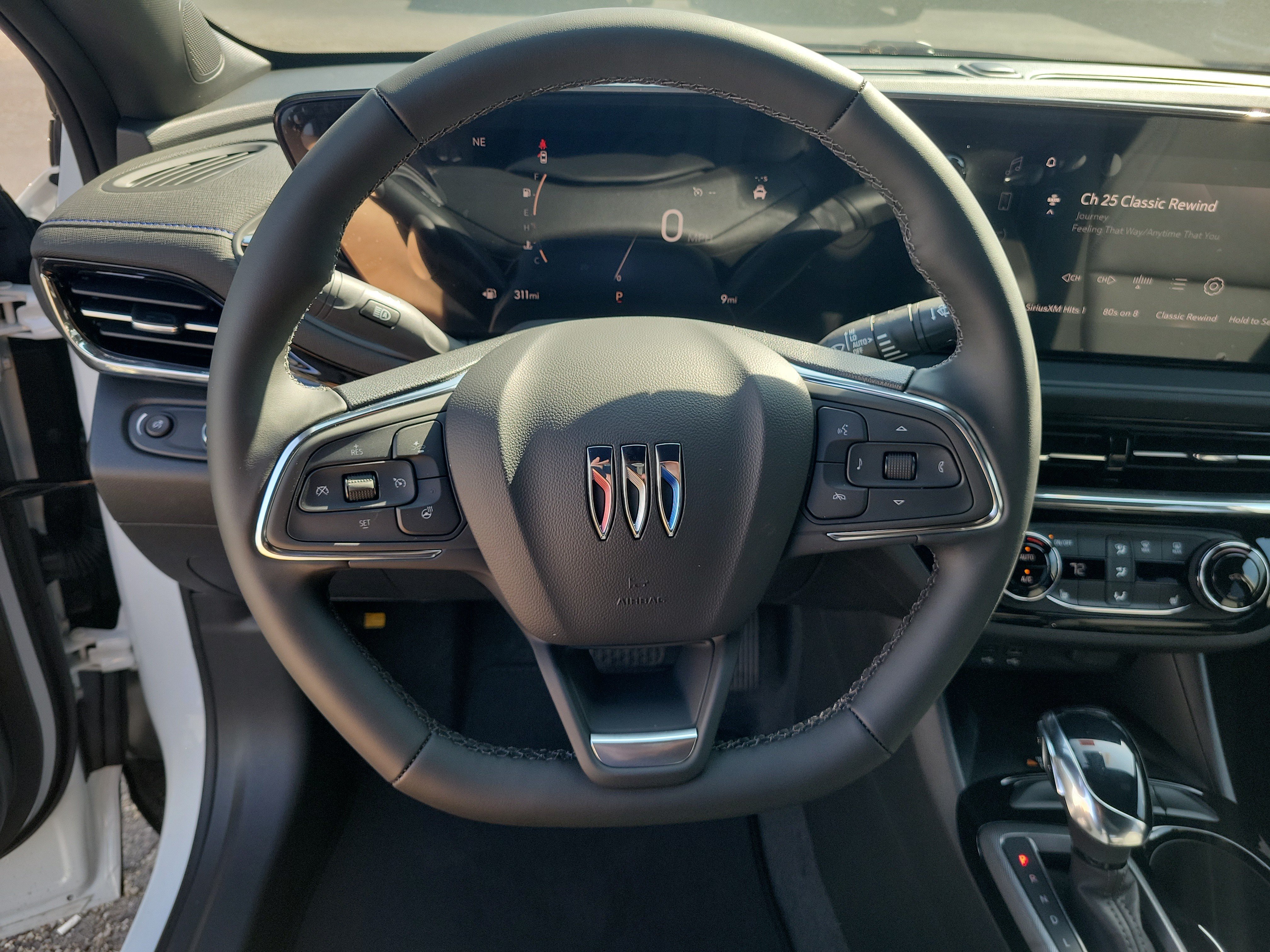 2026 Buick Envista Sport Touring - Photo 22