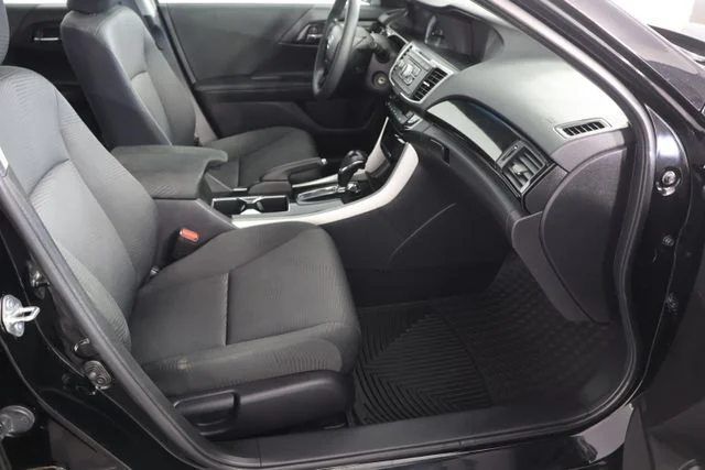 Used 2017 Black Honda LX image 20