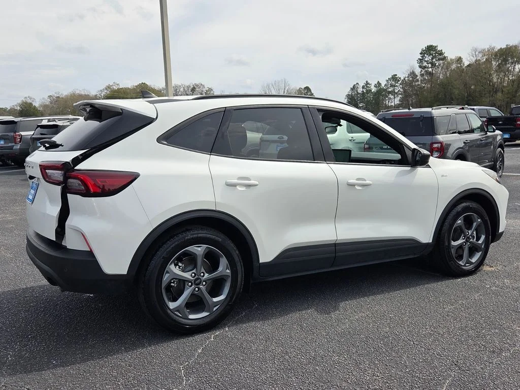 Used 2025 White Ford ST-Line image 13