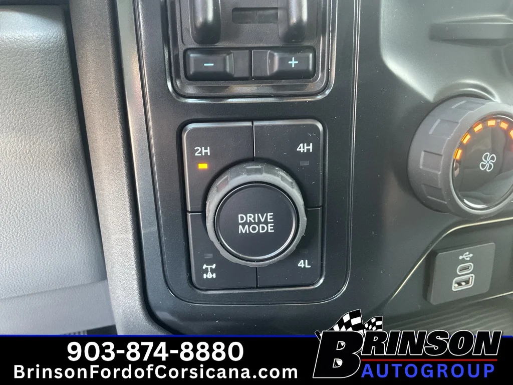 New 2026 Agate Black Metallic Ford XL image 13