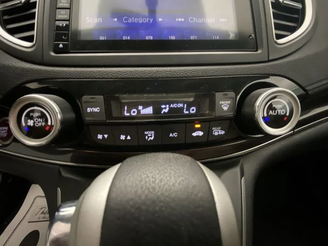 Used 2016  Honda EX-L image 18