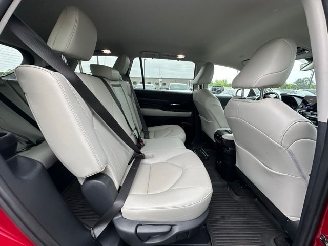 Used 2024 Red Toyota Limited image 30
