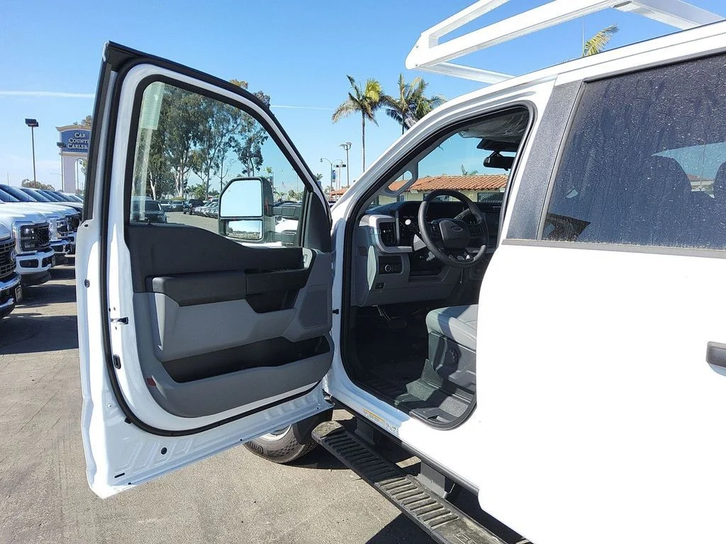 New 2026 White Ford XL image 5
