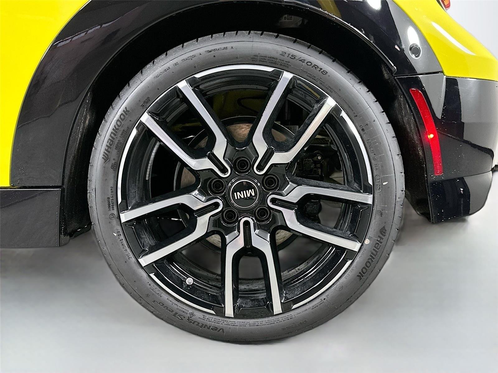 Used 2026 Sunny Side Yellow MINI Cooper S image 27