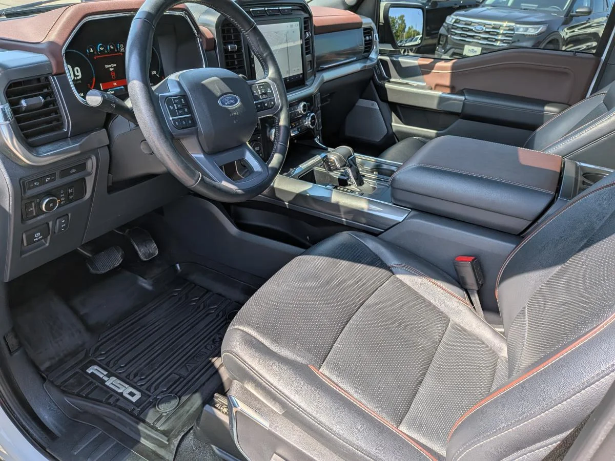 Used 2023 White Ford  image 15