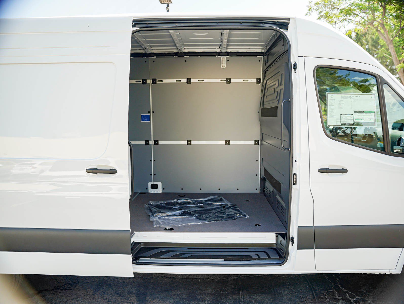 New 2026 Arctic White Mercedes-Benz 3500XD High Roof I4 Diesel HO 170 RWD image 9