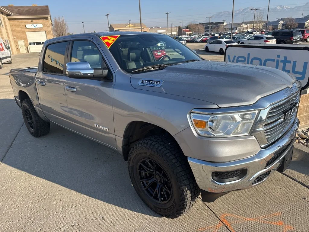 2024 RAM 1500 Laramie 4x4 Crew Cab 5'7's photo