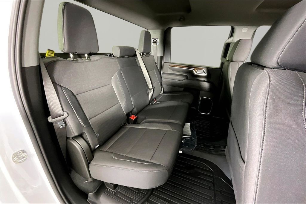 New 2026 Summit White GMC SLE image 10