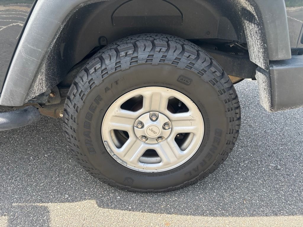 Used 2017 Black Jeep Sport image 11