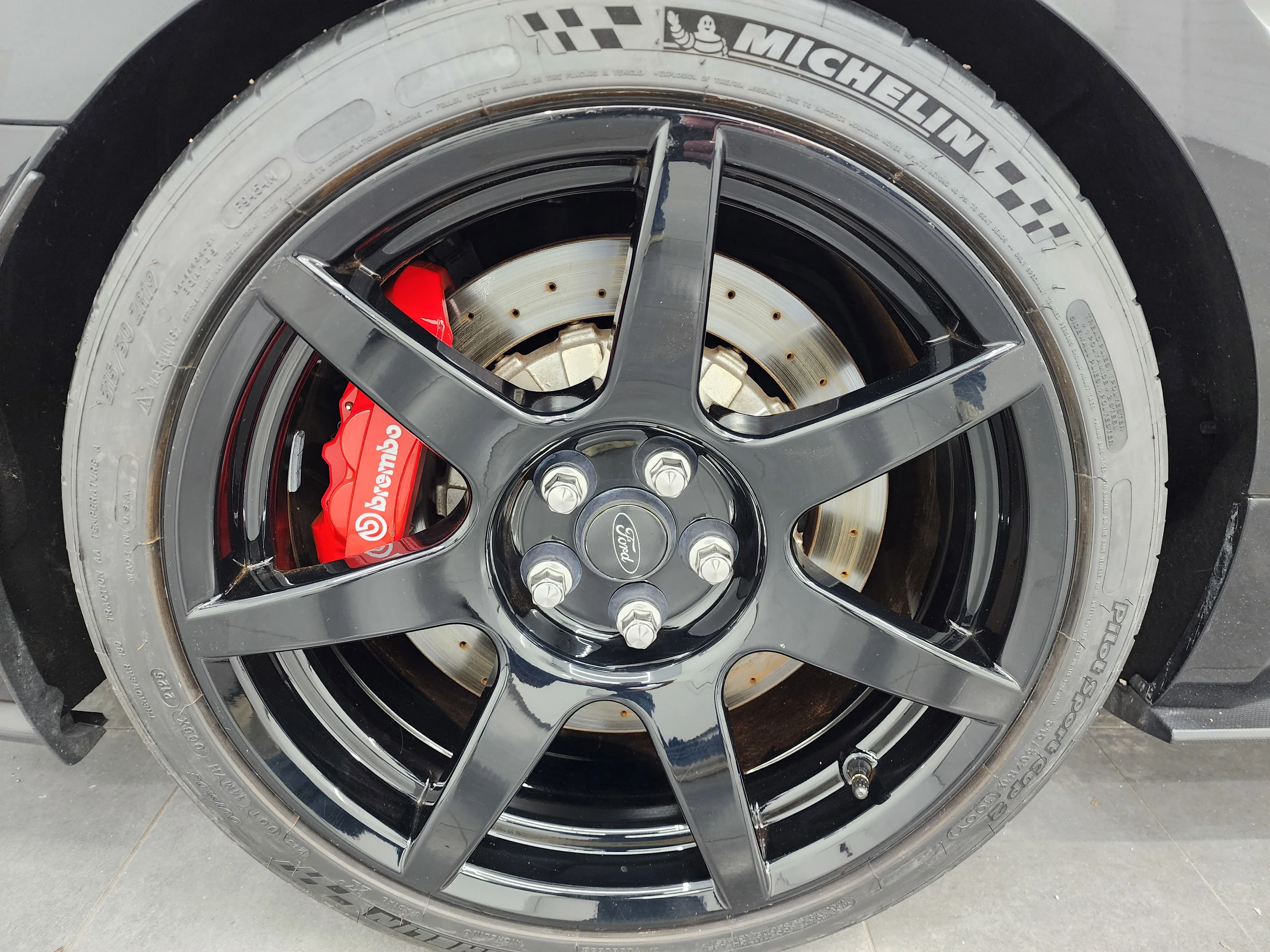 Used 2016 Shadow Black Ford Shelby GT350 image 57