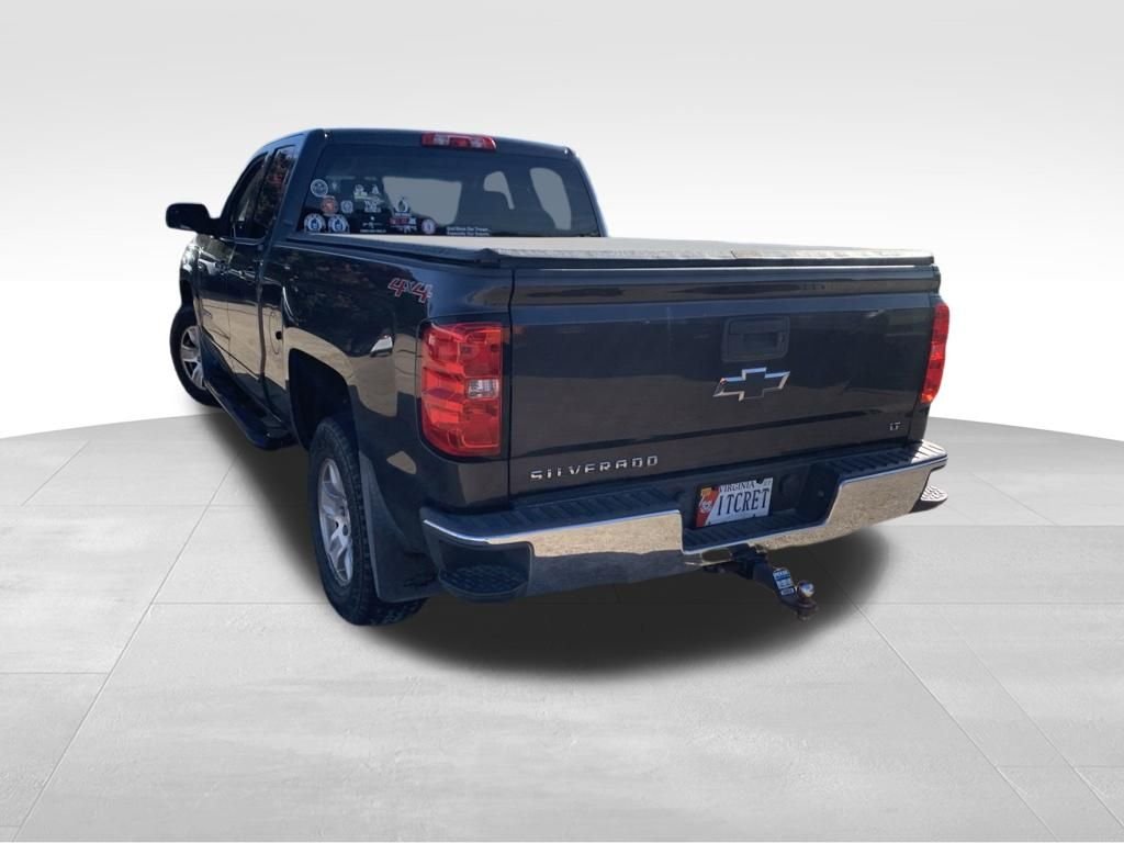 Used 2015 Gray Chevrolet LT image 19