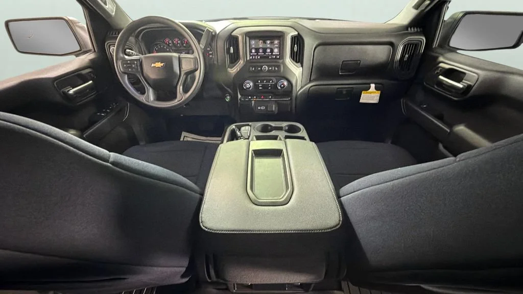 Used 2026 Summit White Chevrolet WT image 32