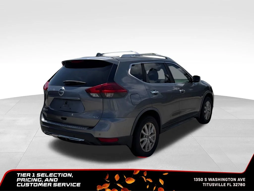 Used 2019 Gray Nissan SV image 12