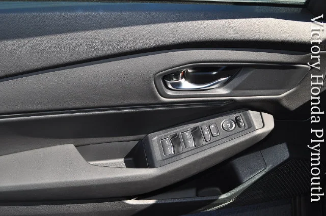 New 2026 Crystal Black Pearl Honda SE image 10