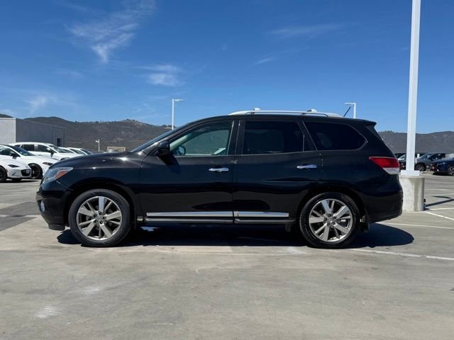 Used 2016 Magnetic Black Nissan Platinum image 8