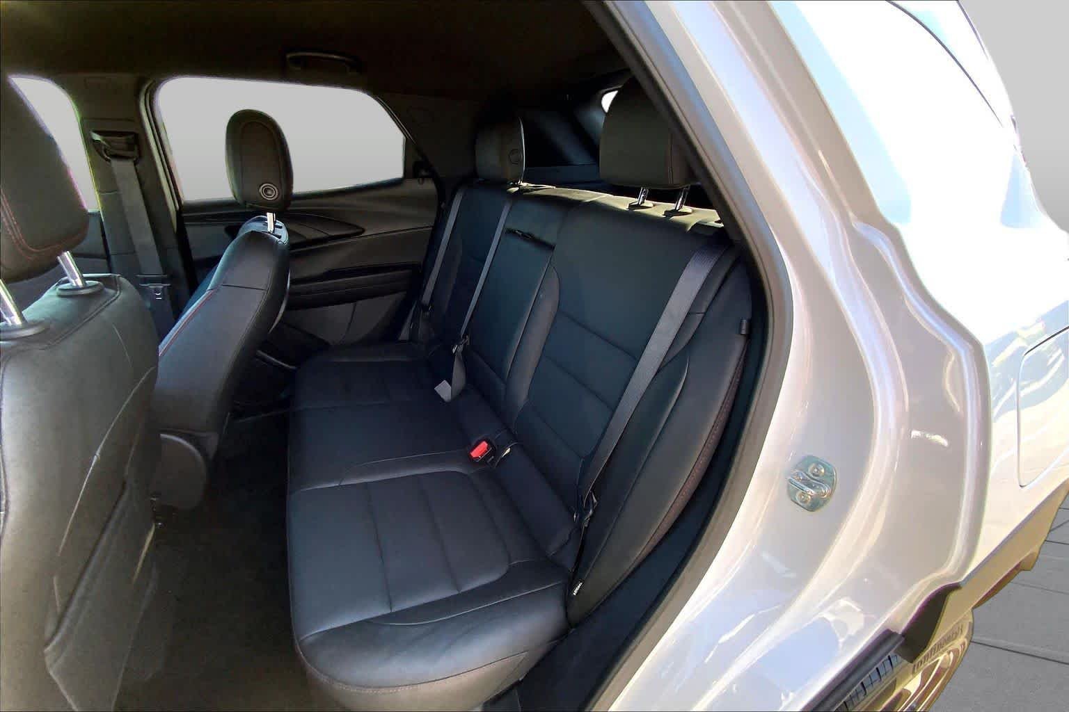 Used 2025 Iridescent Pearl Tricoat Chevrolet RS image 20