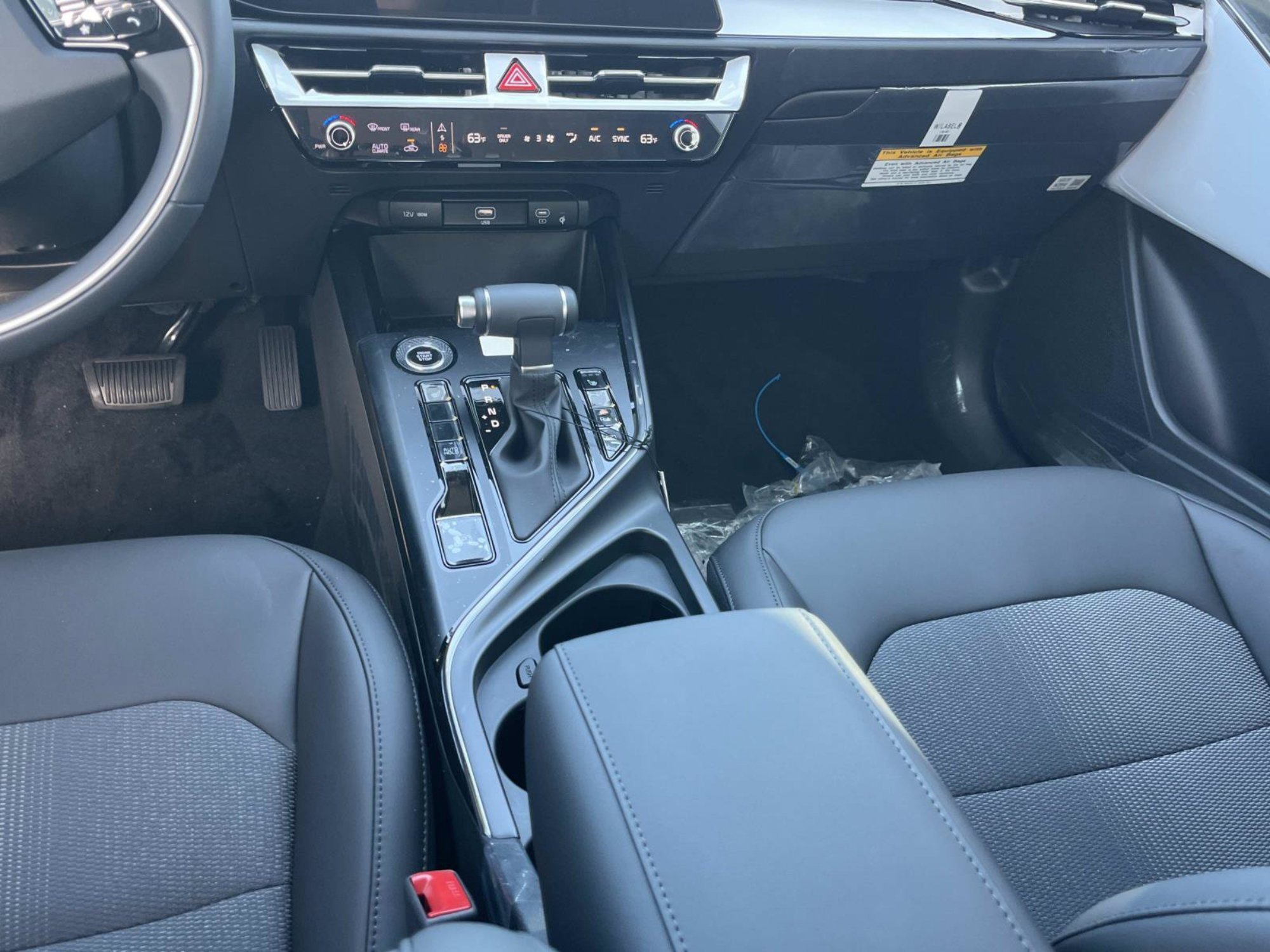 New 2026 Mineral Blue Kia EX image 16