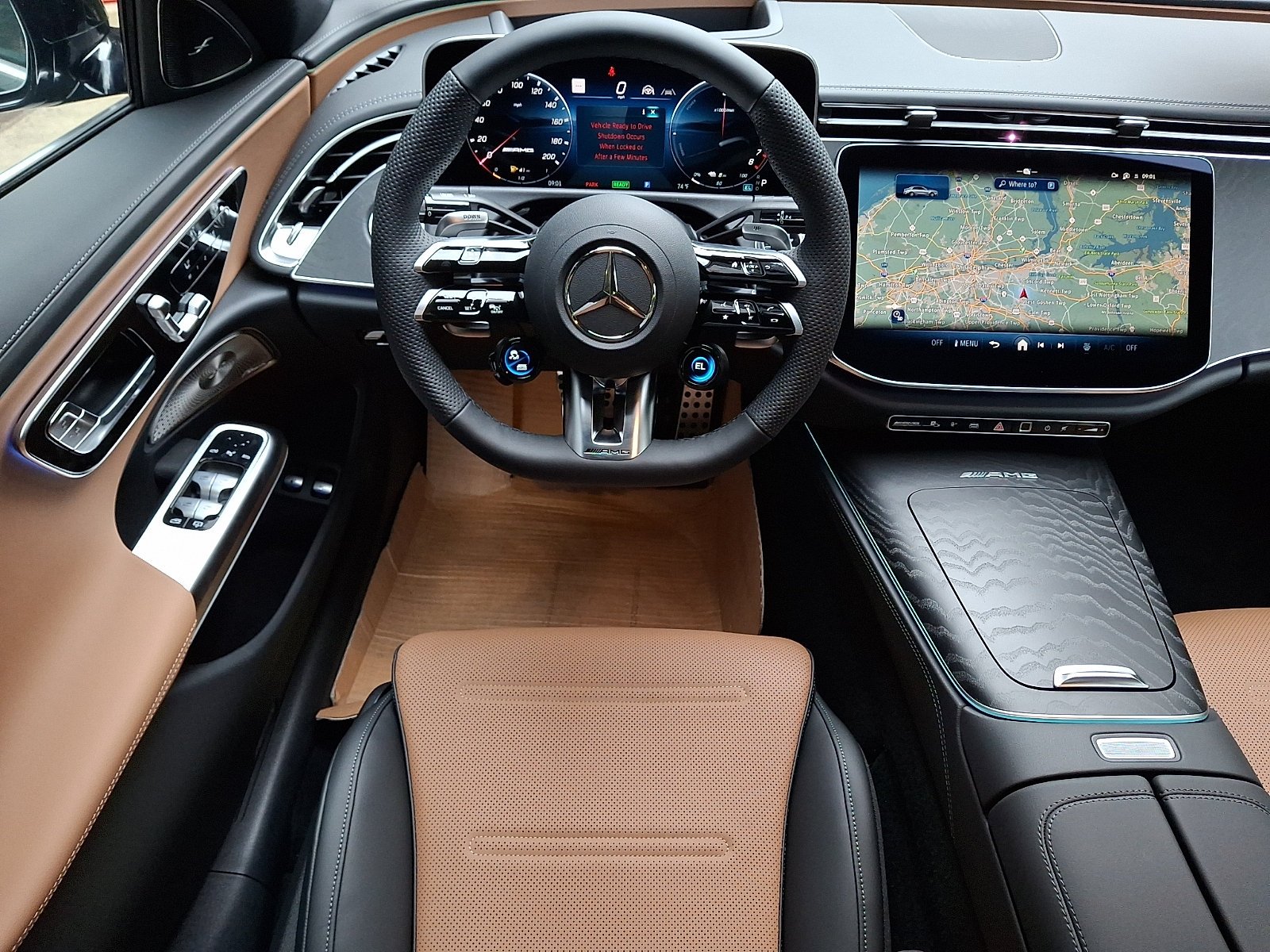 2027 Mercedes-Benz AMG® E 53 Hybrid Sedan AWD 4MATIC® photo 32