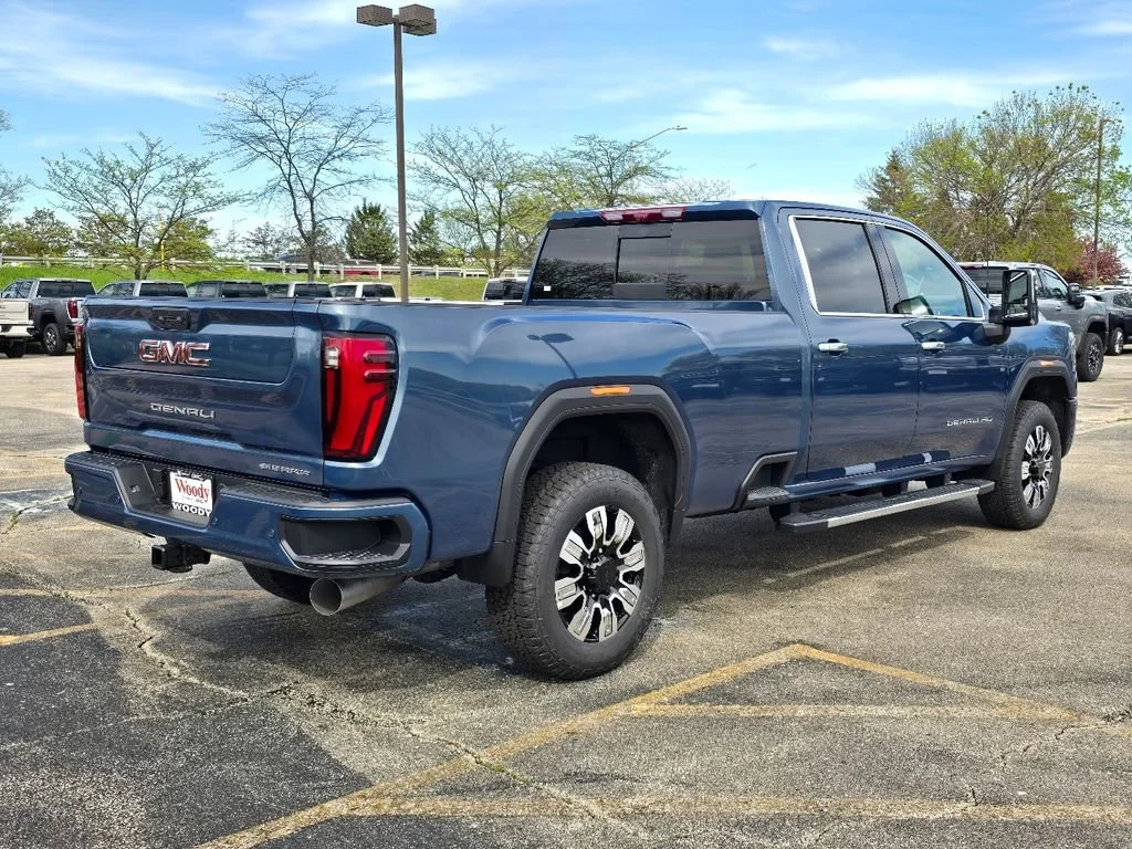 2026 GMC Sierra 2500HD Denali - Photo 9