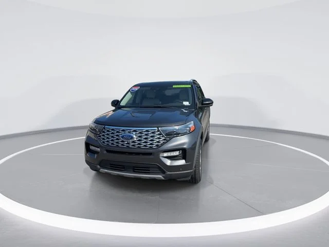 Used 2020 Gray Ford Platinum image 2
