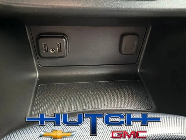 Used 2020 KINETIC BLUE METALLIC Chevrolet 4WD Z71 image 34