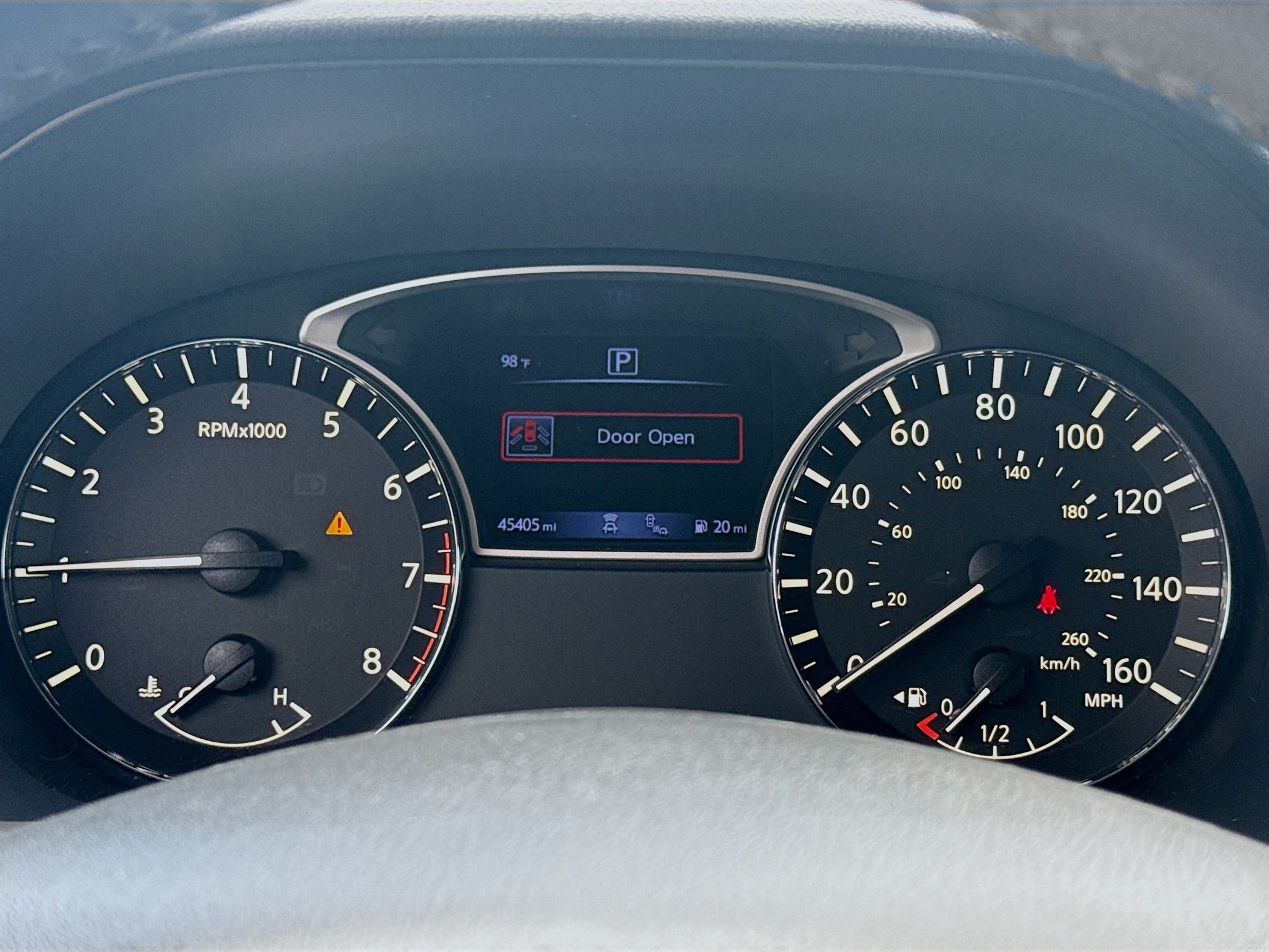 Used 2020 Gun Metallic Nissan Platinum image 9
