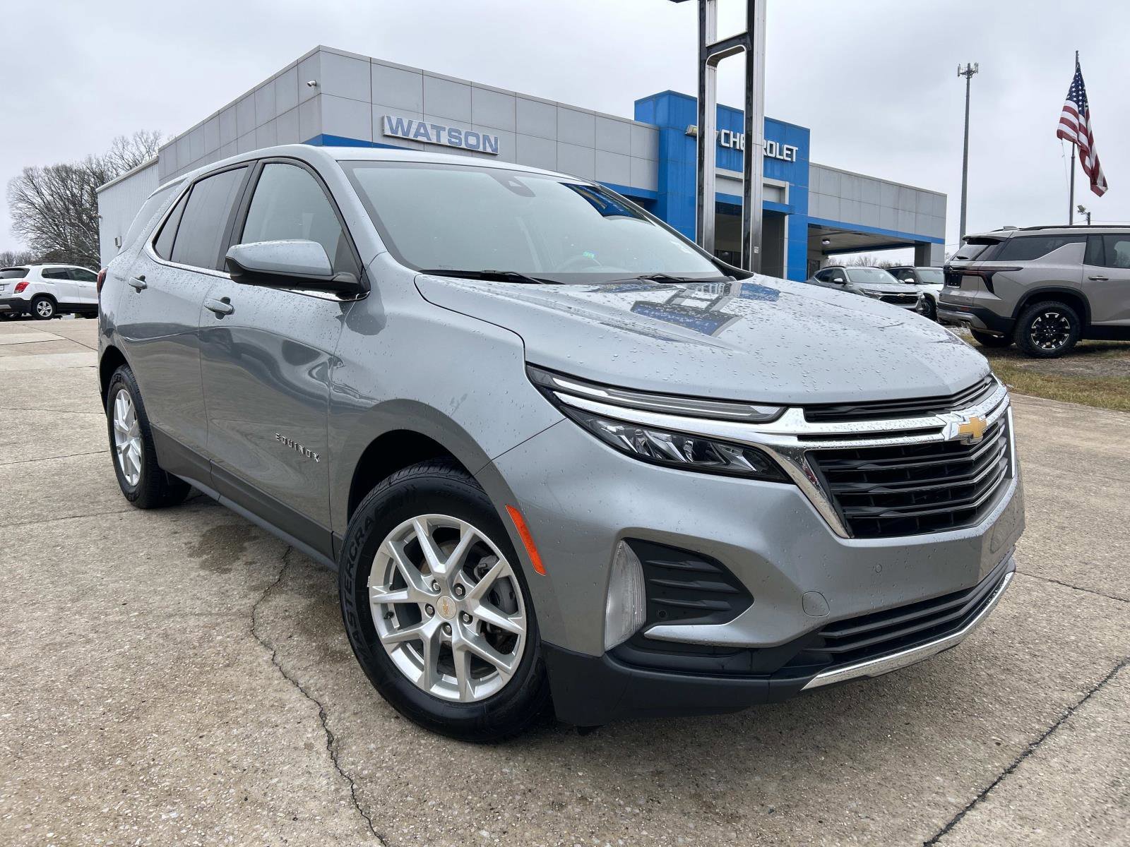 Used 2024 Chevrolet Equinox LT with VIN 3GNAXKEG8RS146340 for sale in Livingston, TN