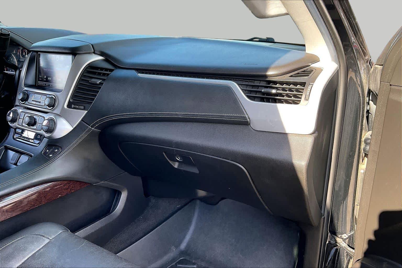 Used 2018 Onyx Black GMC SLT image 17