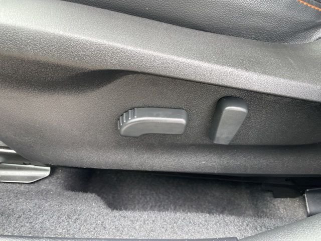 Used 2019 Gray Subaru 2.0i Limited image 27